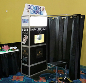 Custom Party Packages in Chattanooga TN - ThunderDome Entertainment - Photo_Booth